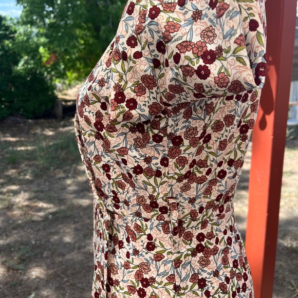 Volcom Floral Print Wrap Dress - Picture 7 of 16